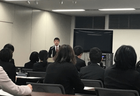 企業見学会 平山社員---hirayama170308.png
